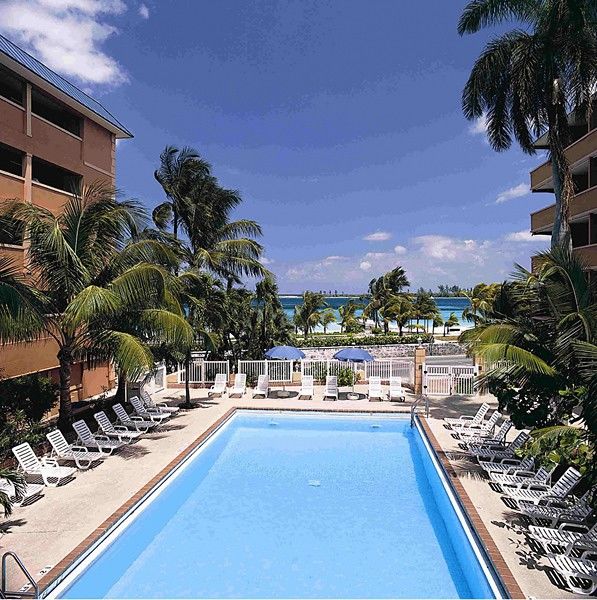 Nassau Palm Hotel Exterior foto