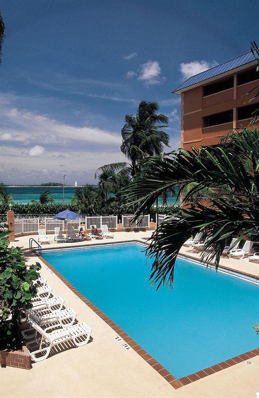 Nassau Palm Hotel Exterior foto